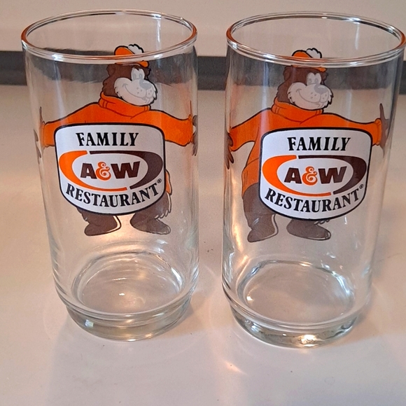 A&W 1980s Vintage Rooty Mascot Root Beer Family Restaurant Glasses - 16 oz - Picture 4 of 5